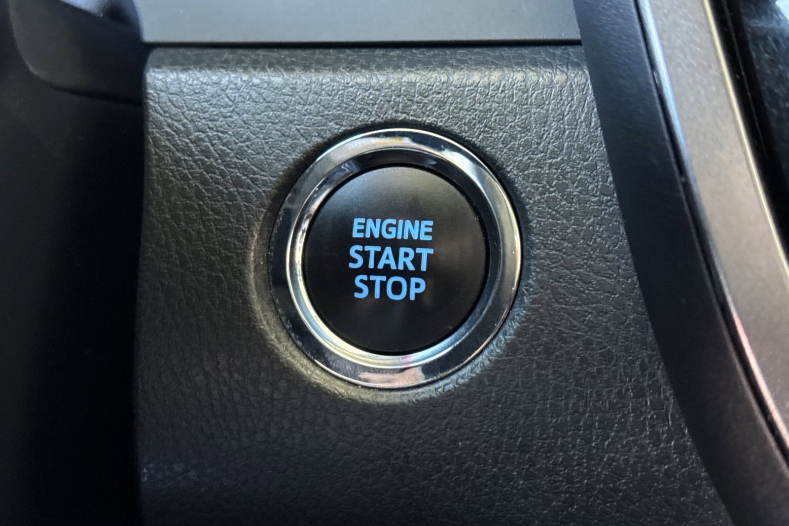 Certified 2023 Toyota Camry SE w/ Convenience Package image 32