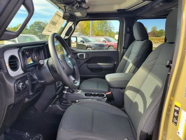 Used 2026 Jeep Wrangler Sport image 4