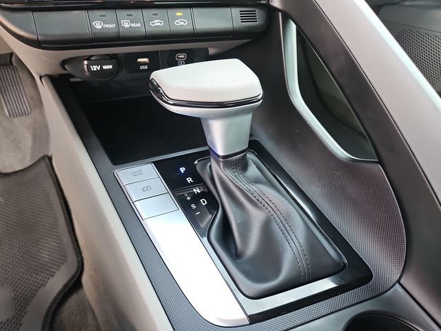 Used 2024 Hyundai Elantra SEL FWD image 15