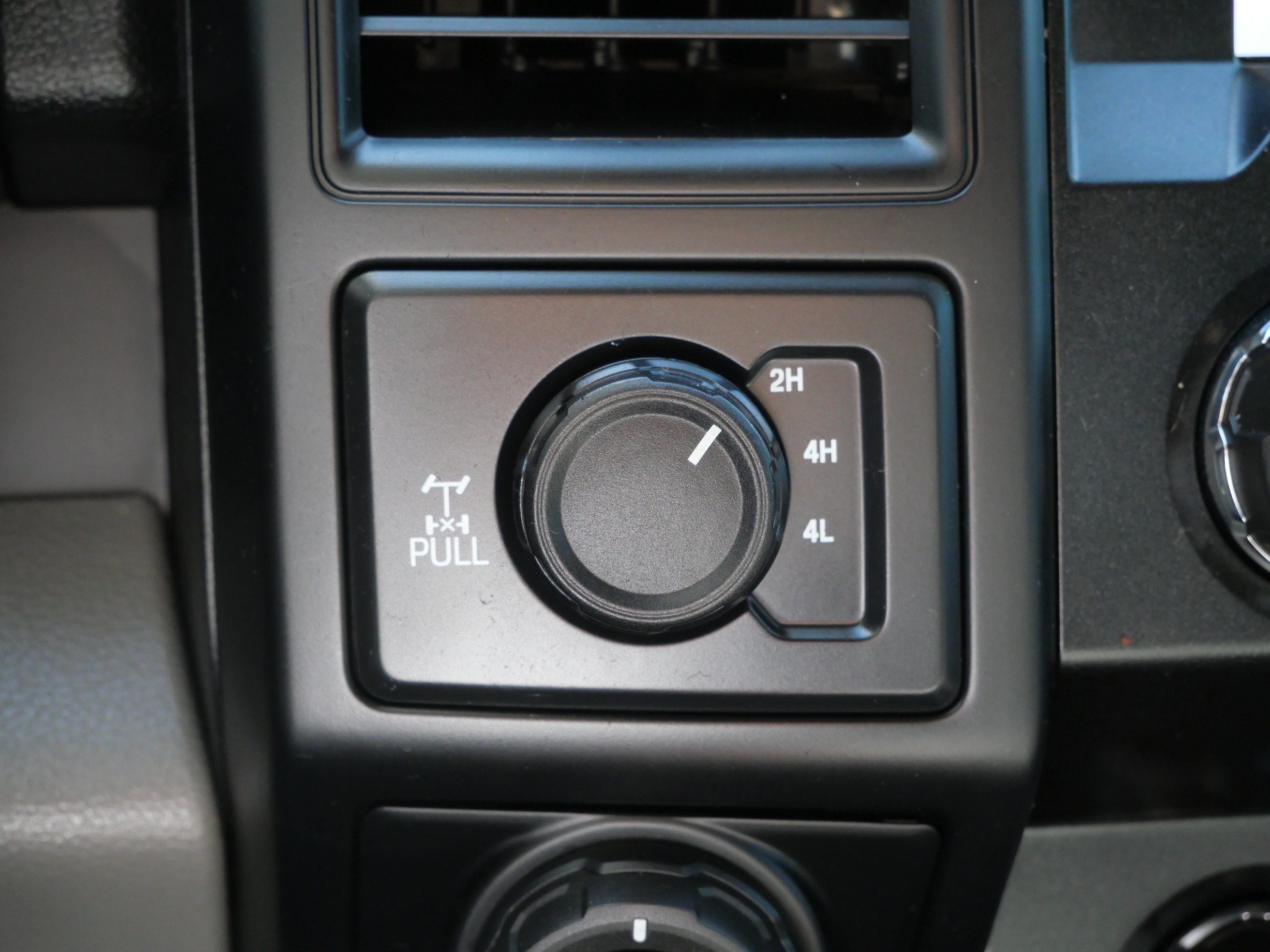 Used 2020 Ford F150 XL w/ Equipment Group 101A Mid AWD/4WD image 30