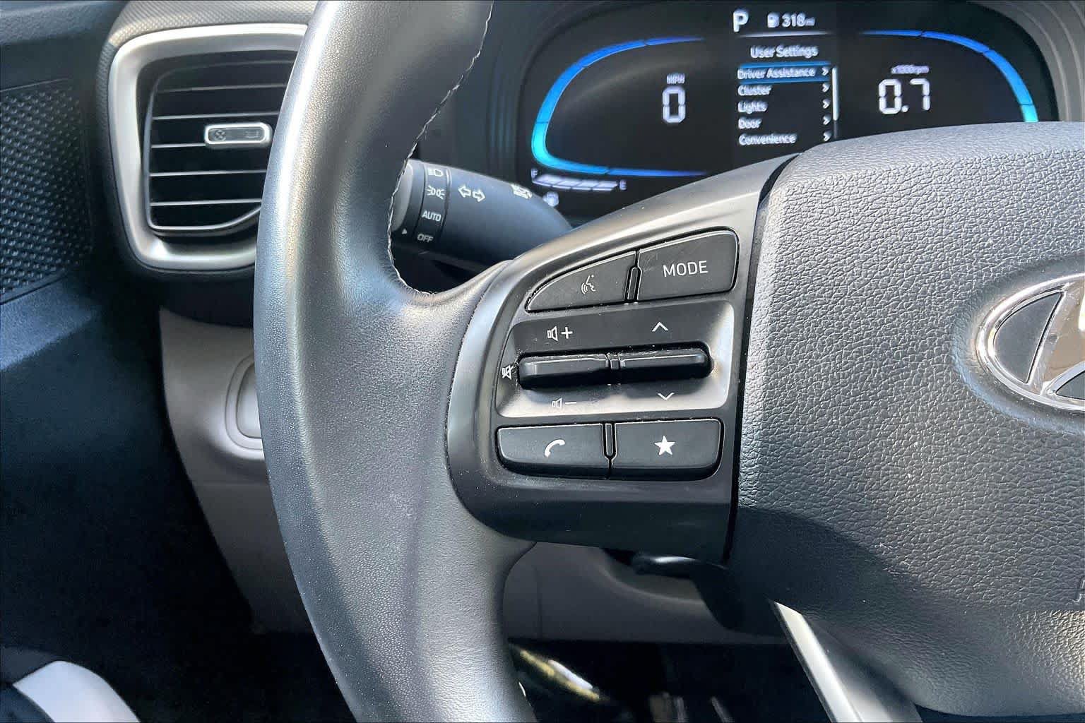 Certified 2026 Hyundai Venue SEL FWD image 22