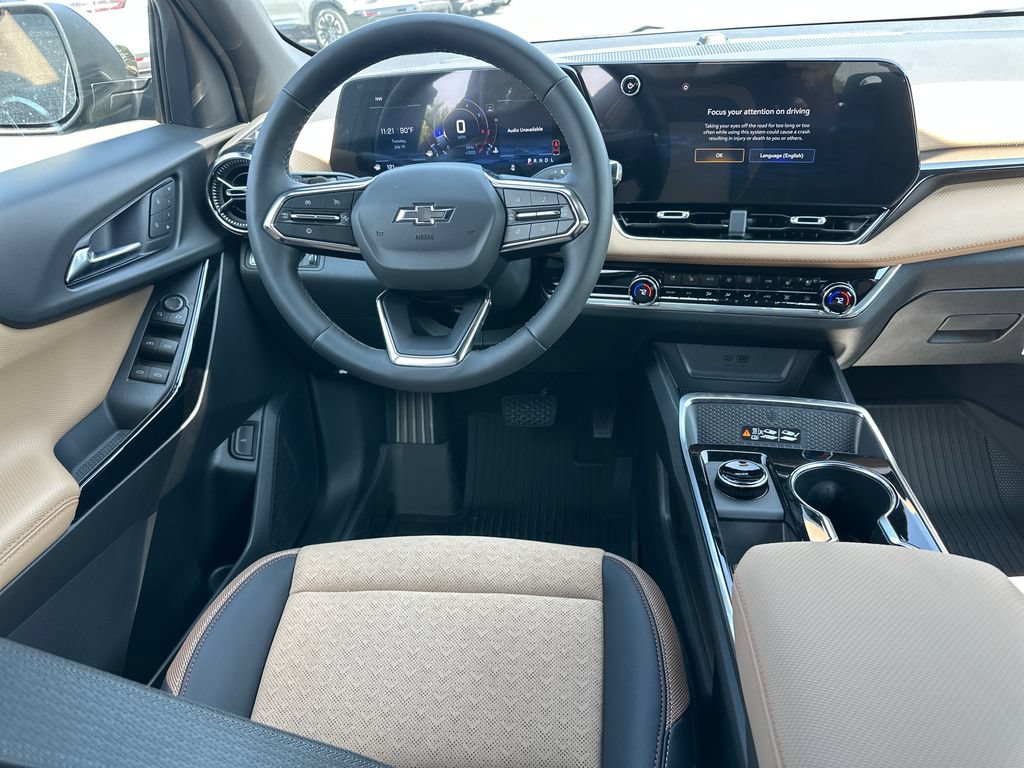 New 2026 Chevrolet Equinox ACTIV w/ Convenience Package III AWD/4WD image 17