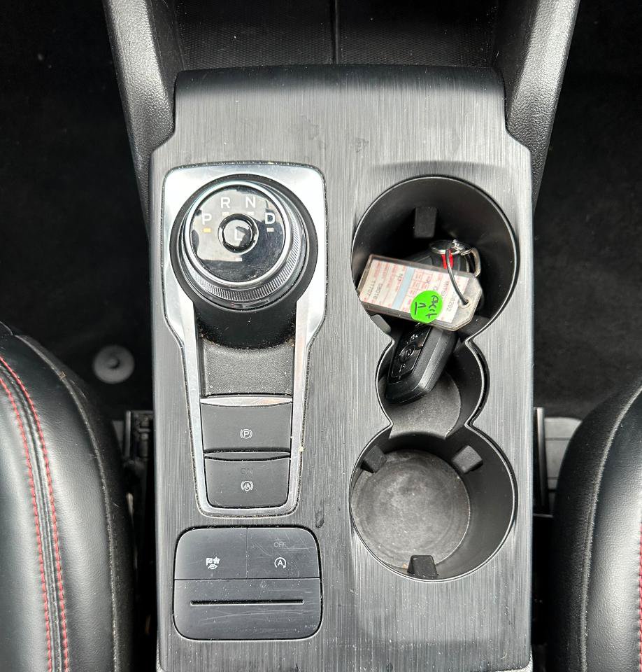 Used 2025 Ford Escape ST-Line FWD image 15