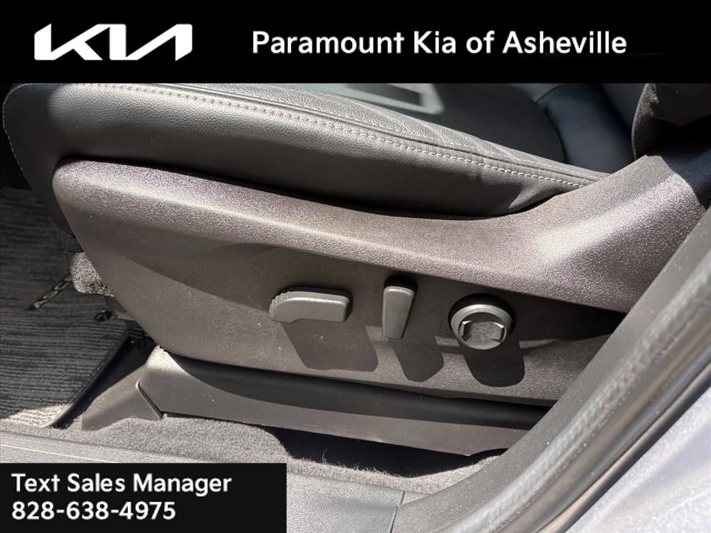 Used 2022 Subaru Ascent Limited AWD/4WD image 18
