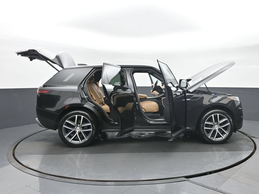 Used 2023 Land Rover Range Rover Sport SE AWD/4WD image 40