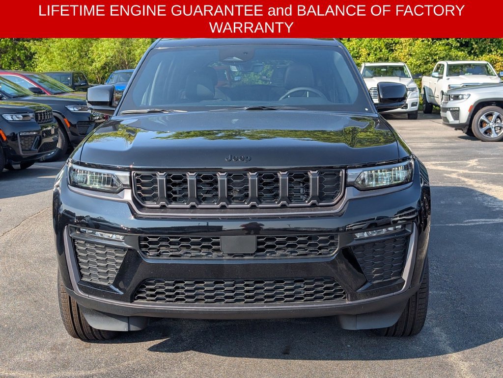 Certified 2026 Jeep Grand Cherokee L Limited w/ Limited Altitude Package RWD image 3