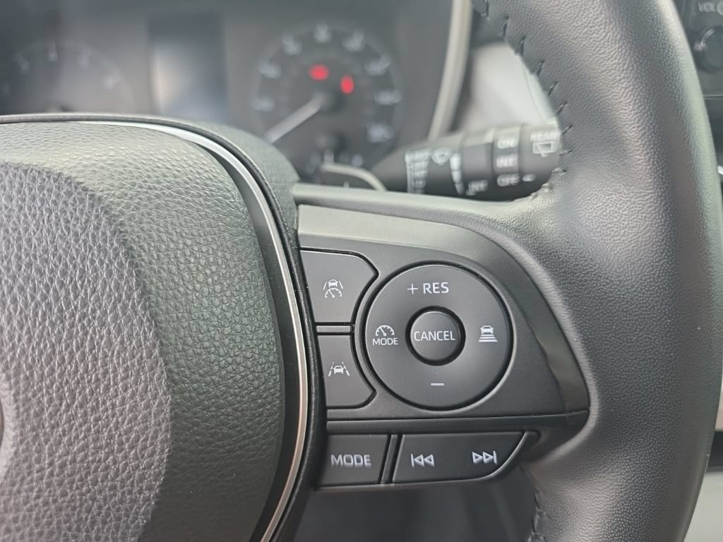 Certified 2024 Toyota Corolla SE FWD image 17