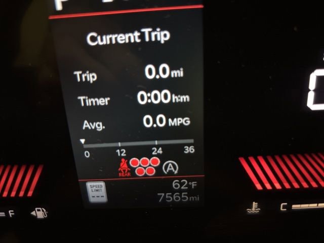 Certified 2025 Kia Sorento LX FWD image 12