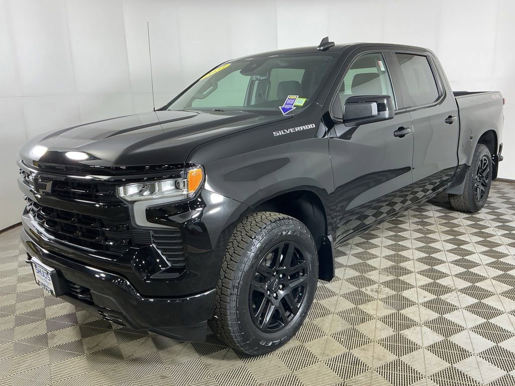 Used 2023 Chevrolet Silverado 1500 RST w/ Protection Package AWD/4WD image 5
