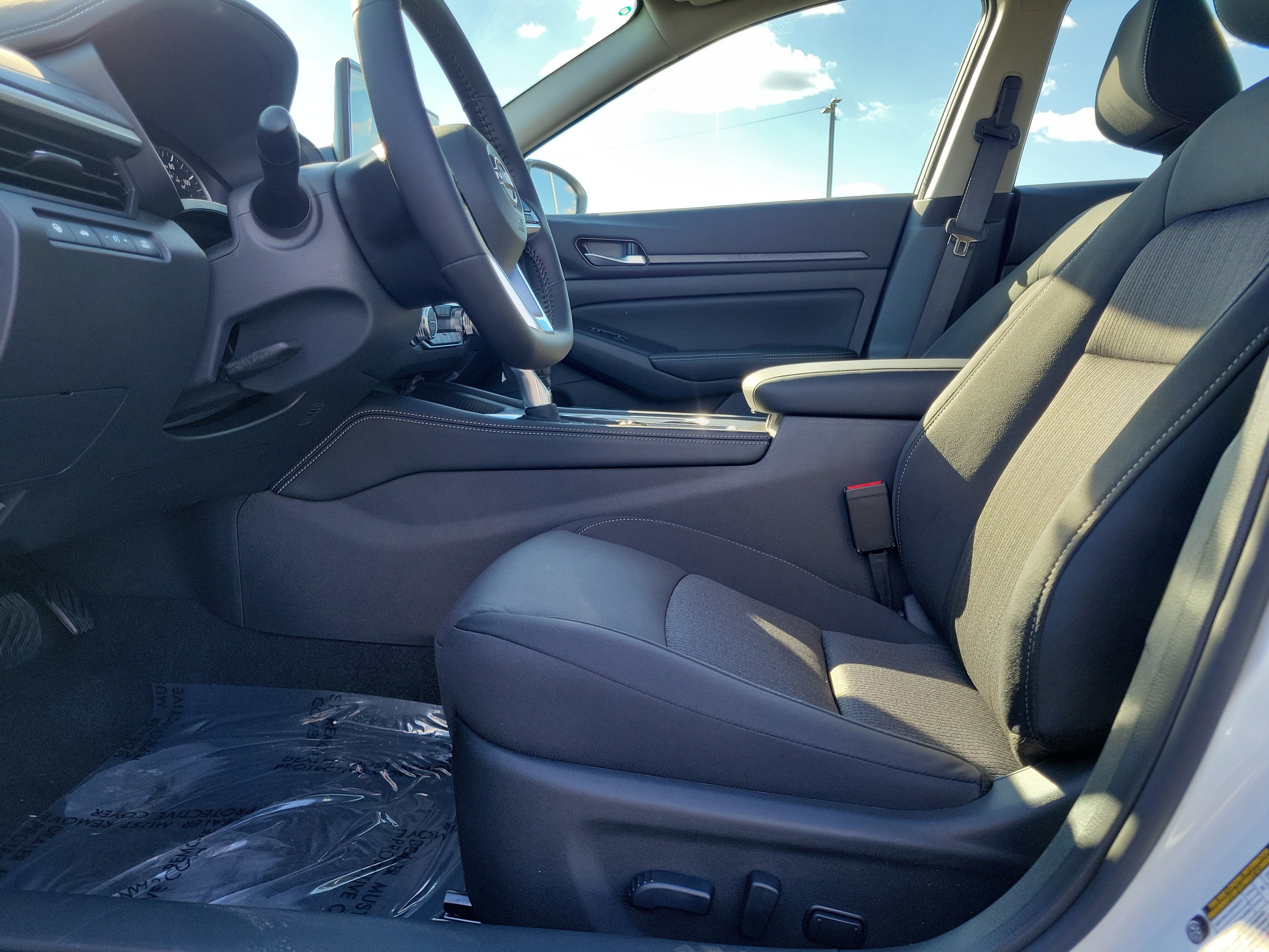 New 2025 Nissan Altima 2.5 SV w/ SV Premium Package image 16