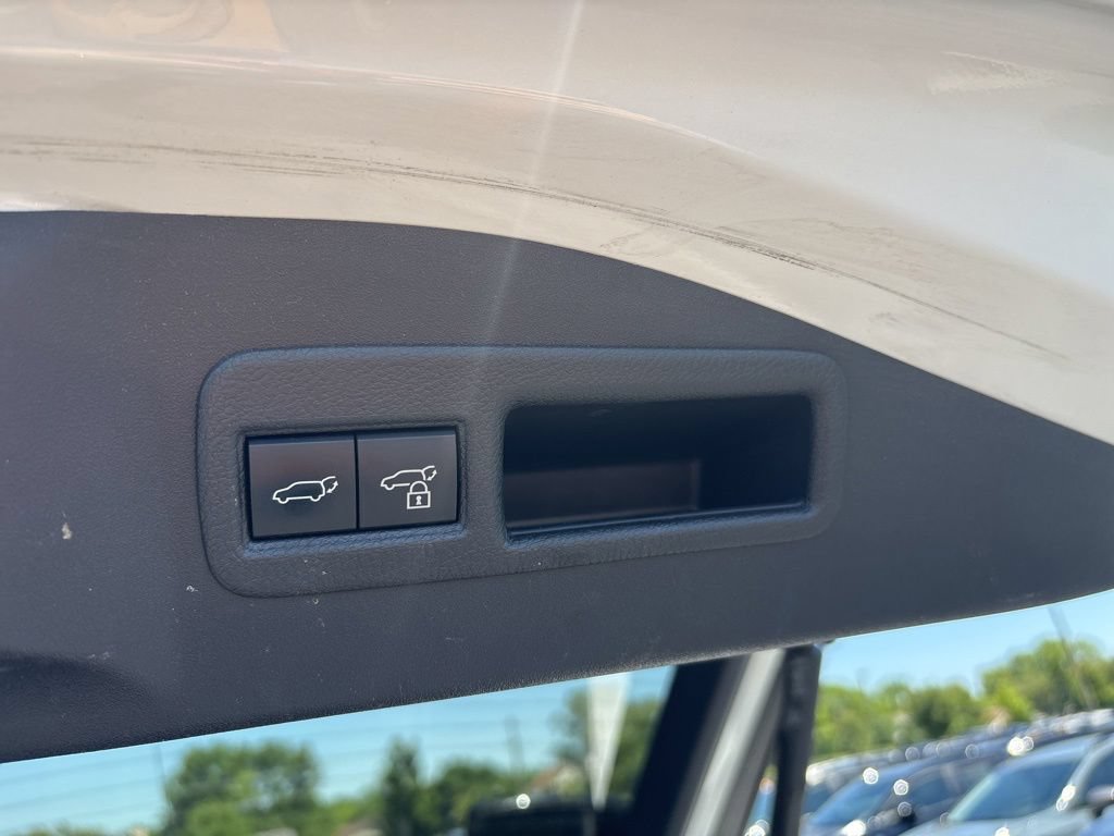 Certified 2023 Subaru Solterra AWD image 25