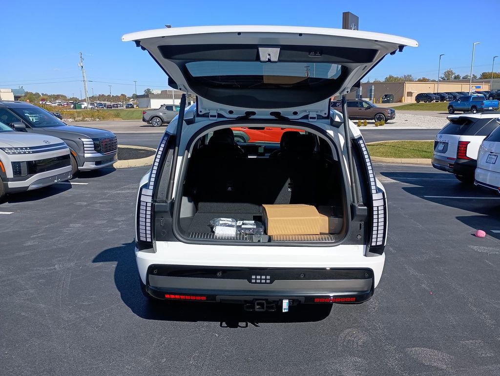 New 2026 Hyundai Ioniq 9 Calligraphy w/ Tow & Go Package image 31