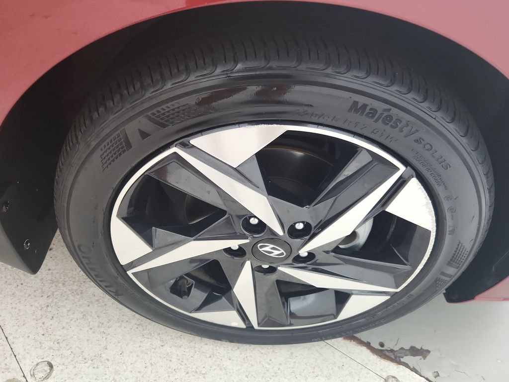 Used 2023 Hyundai Elantra Limited FWD image 38