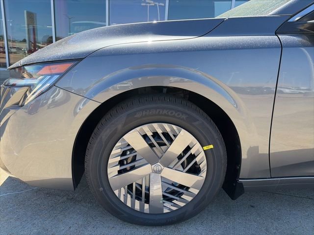 New 2026 Nissan Sentra SV FWD image 7