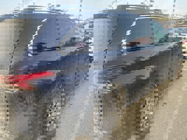 Used 2022 Toyota Sienna LE image 7