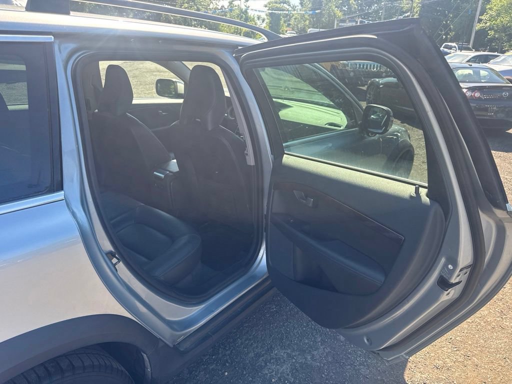 Used 2013 Volvo XC70 T6 AWD/4WD image 33