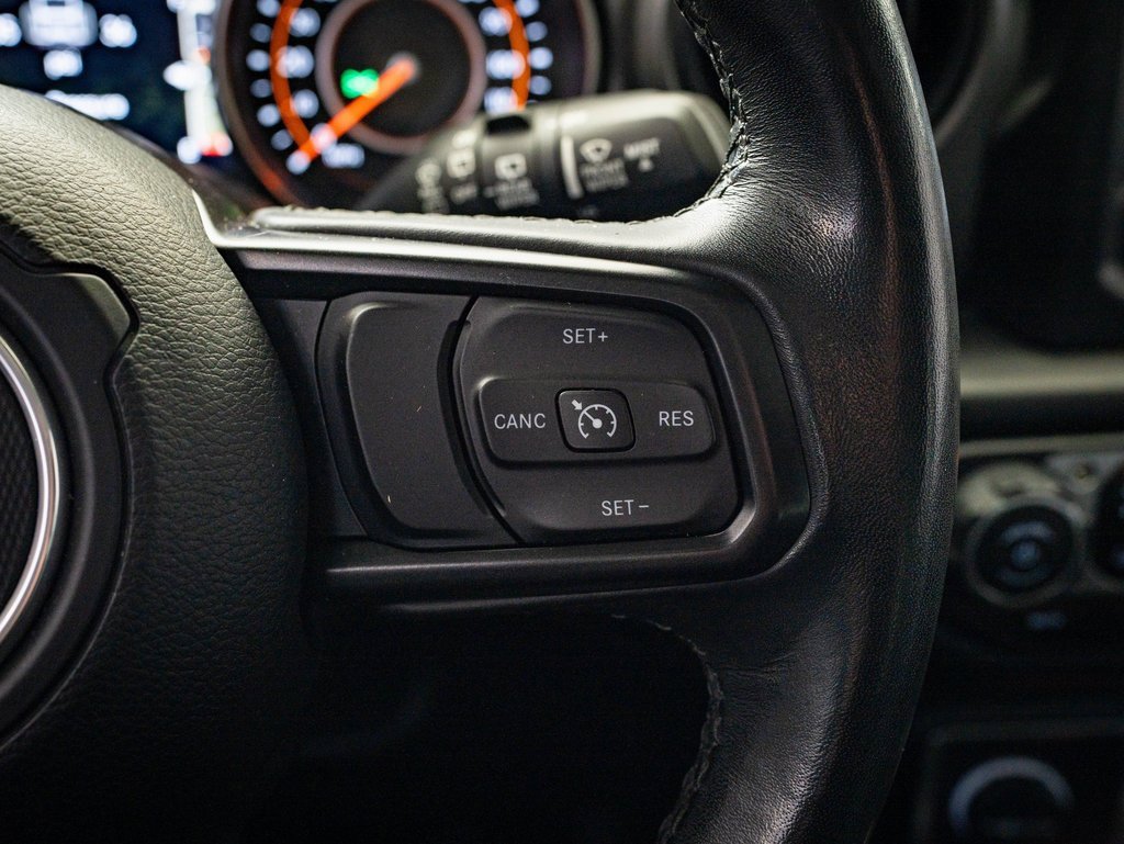 Used 2022 Jeep Wrangler Willys image 24