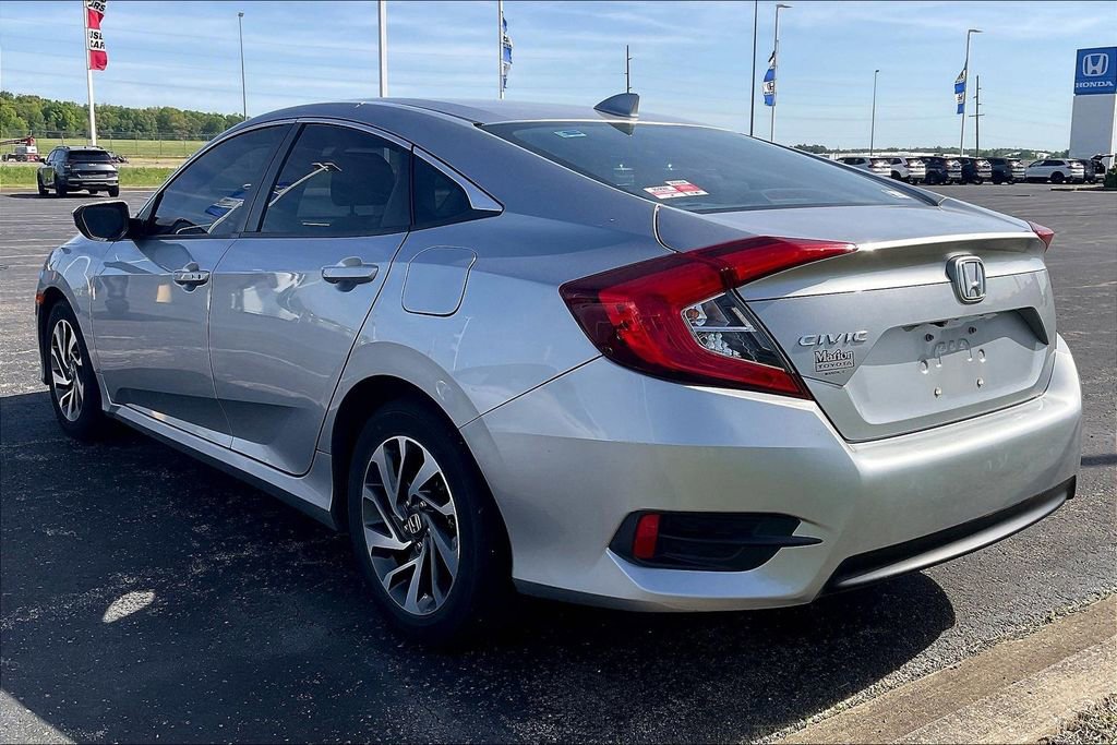 Used 2018 Honda Civic EX image 3