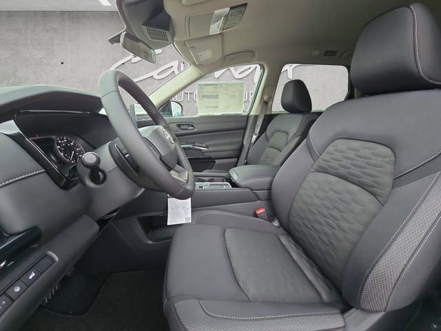 New 2026 Nissan Pathfinder SV image 19