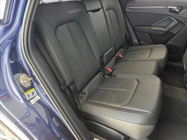 Used 2021 Audi Q3 2.0T Premium image 19