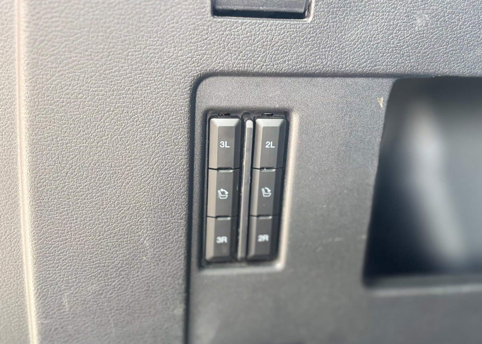 Certified 2022 Ford Expedition Max Limited image 8