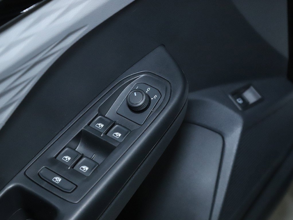 Used 2024 Volkswagen Taos S image 16