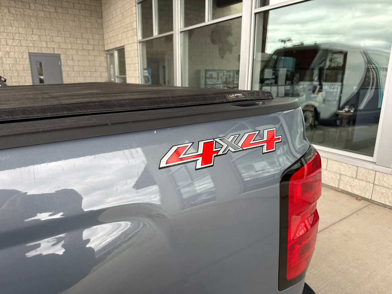 Used 2015 Chevrolet Silverado 3500 LT w/ LT Convenience Package AWD/4WD image 6