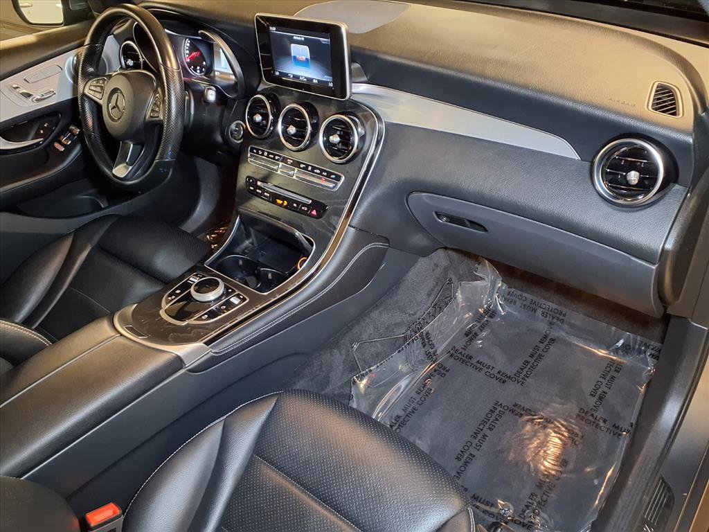 Used 2019 Mercedes-Benz GLC 350e 4MATIC image 26