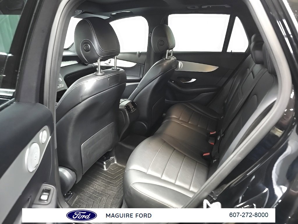 Used 2019 Mercedes-Benz GLC 300 4MATIC image 34