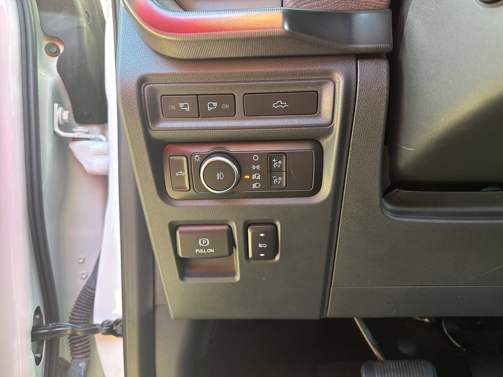 Used 2022 Ford F150 Platinum w/ Equipment Group 701A High image 13