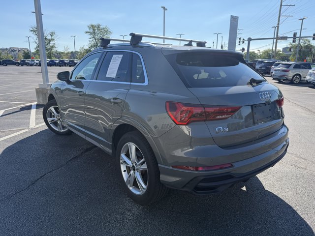 Used 2024 Audi Q3 2.0T Premium Plus w/ Premium Plus Package AWD/4WD image 3