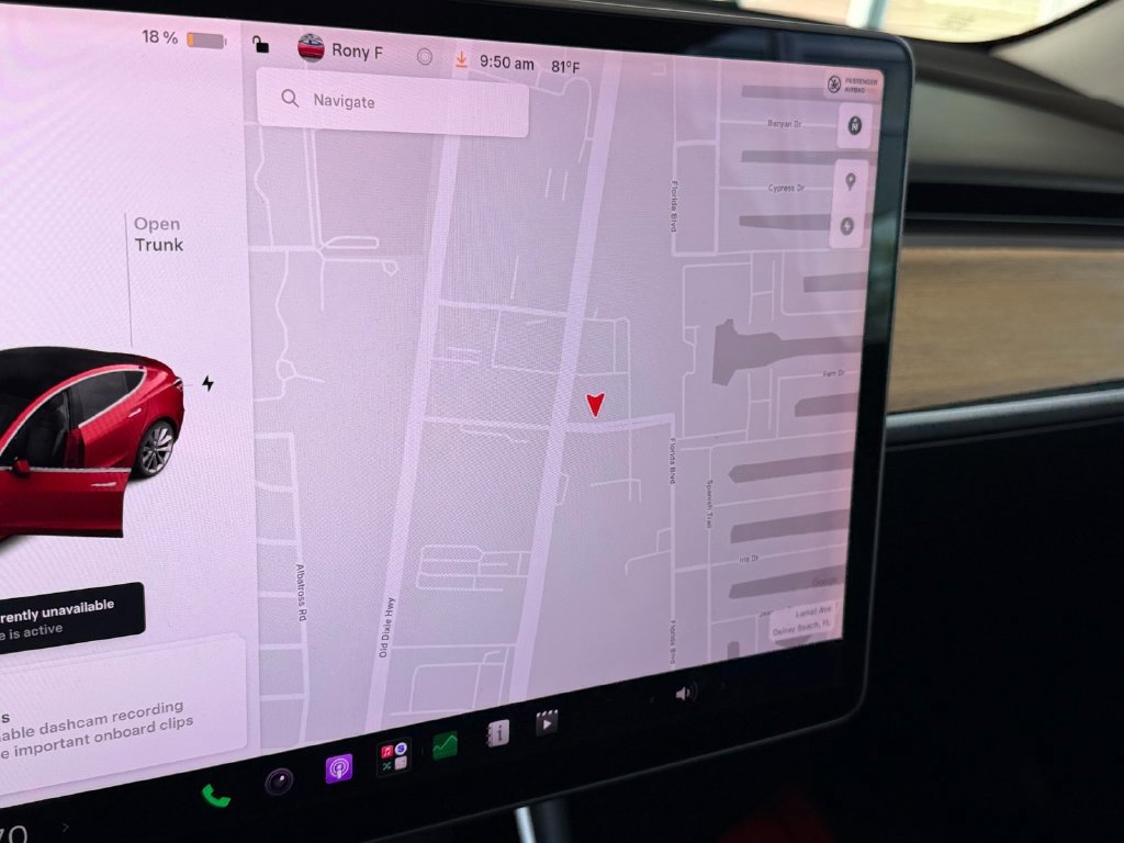Used 2018 Tesla Model 3 Long Range RWD image 13