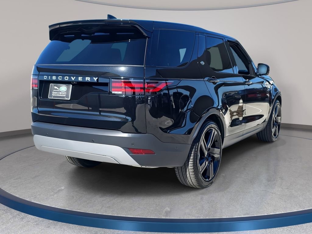 New 2026 Land Rover Discovery S AWD/4WD image 5
