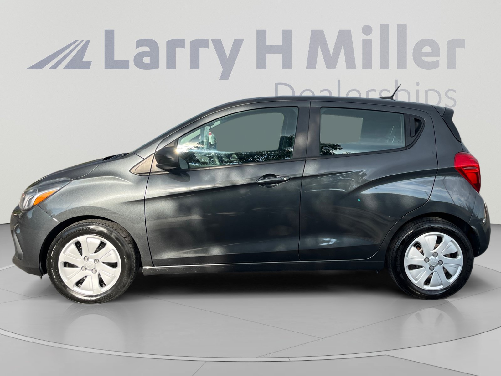 Used 2017 Chevrolet Spark LS FWD image 2