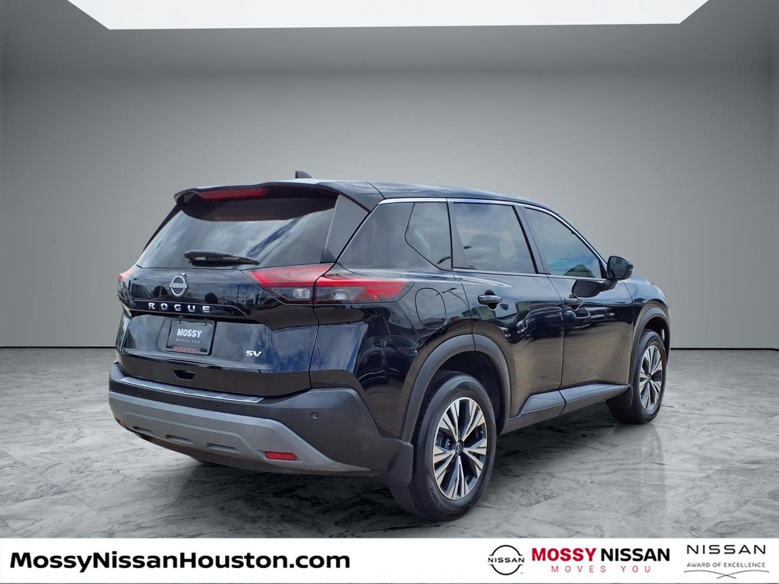 Used 2022 Nissan Rogue SV FWD image 7