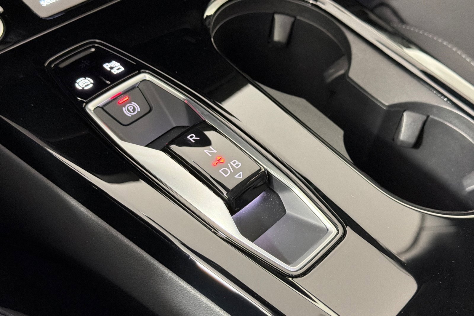 Certified 2025 Audi A6 e-tron Premium Plus w/ Premium Plus image 20