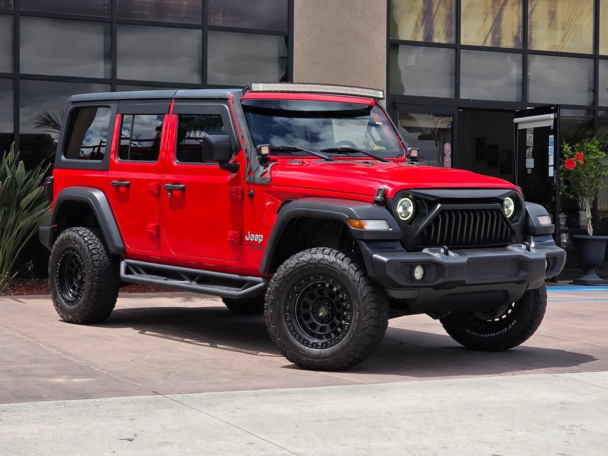 Used 2019 Jeep Wrangler Unlimited Sport S AWD/4WD image 3