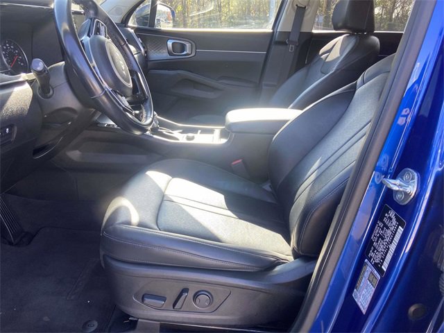Used 2022 Kia Sorento S w/ Panoramic Sunroof Package image 14