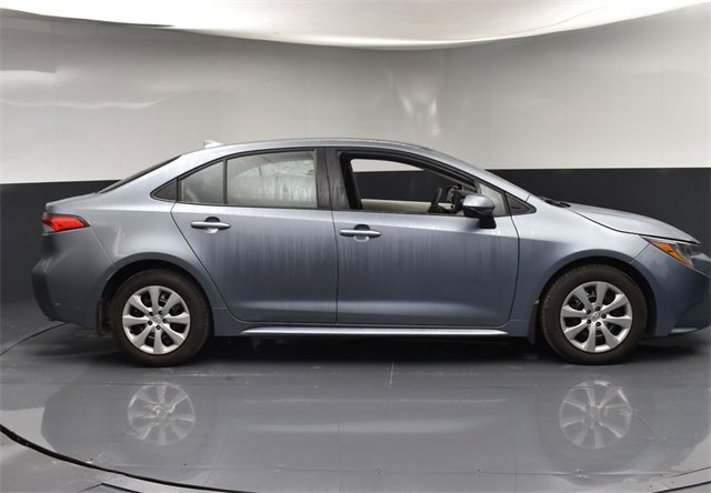 Used 2025 Toyota Corolla LE image 8