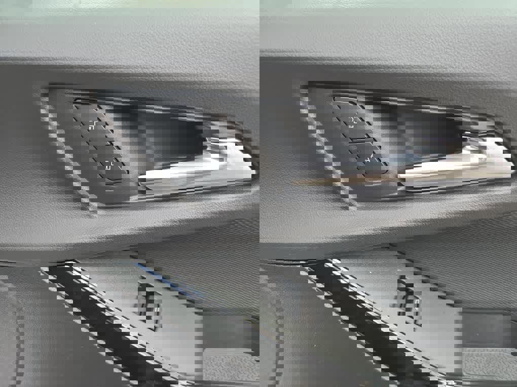 New 2026 Chevrolet Equinox LT w/ Convenience Package II image 42