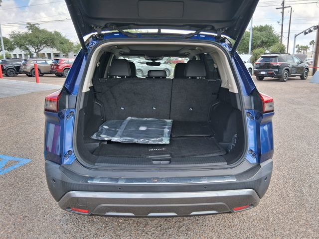 Certified 2023 Nissan Rogue SL w/ SL Premium Package image 6