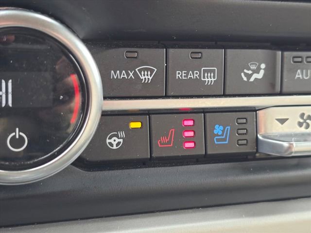 Used 2024 Ford Expedition Limited image 29