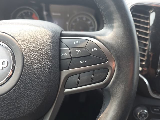 Used 2019 Jeep Cherokee Limited AWD/4WD image 14