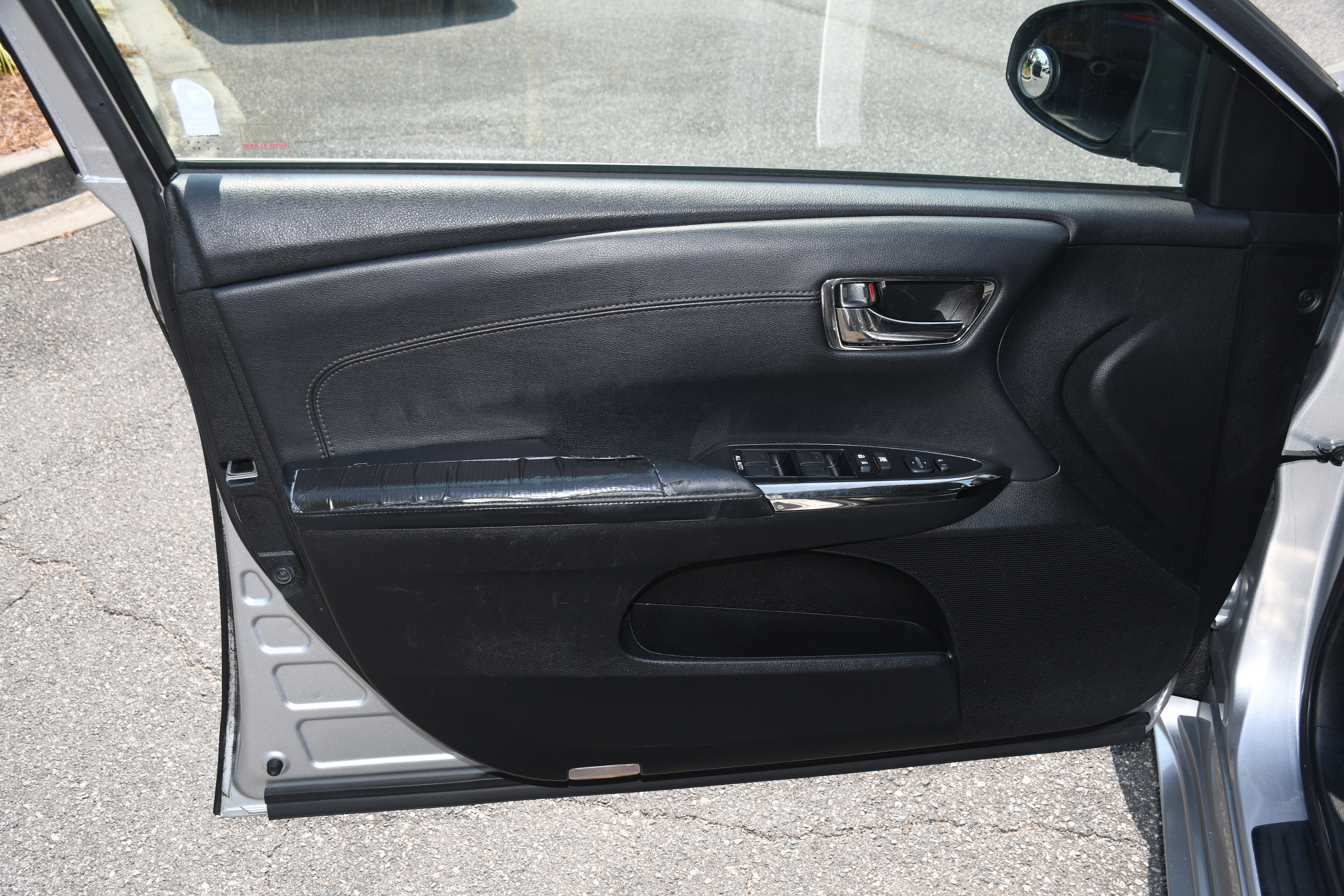 Used 2015 Toyota Avalon XLE FWD image 9