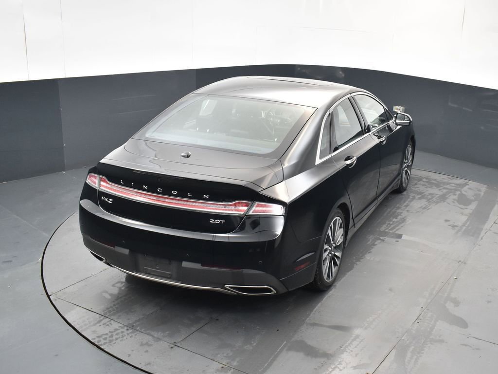 Used 2017 Lincoln MKZ Select image 32