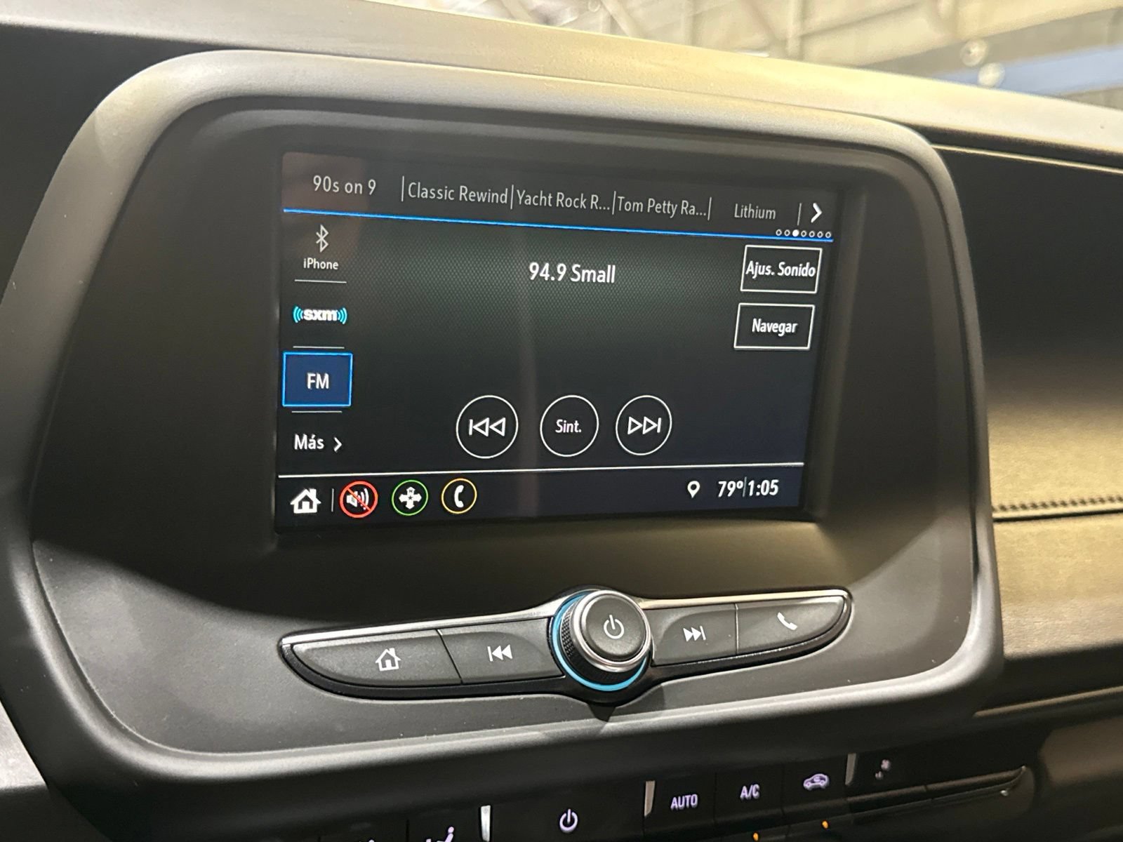 Used 2019 Chevrolet Camaro LT RWD image 26
