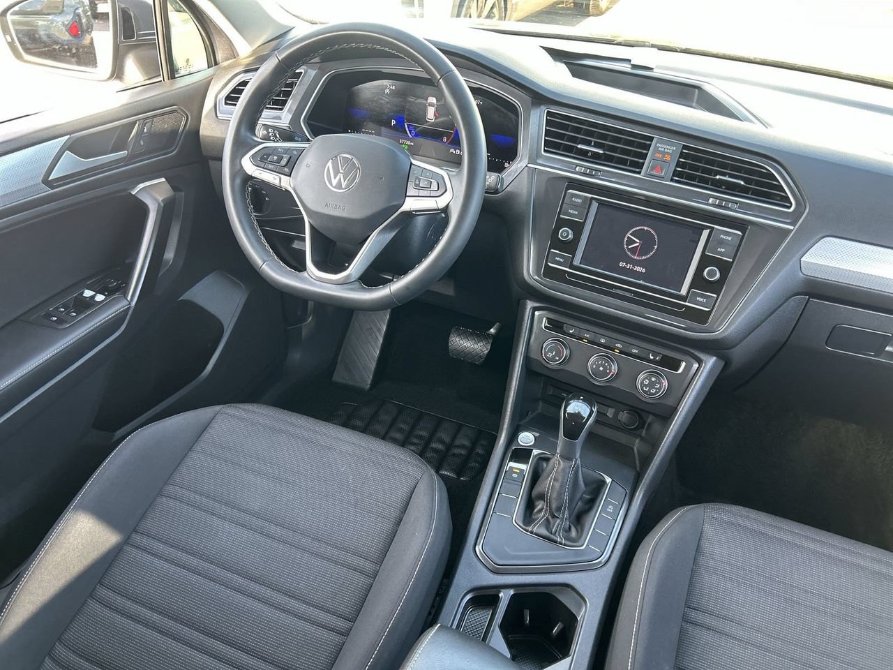 Used 2024 Volkswagen Tiguan S FWD image 11