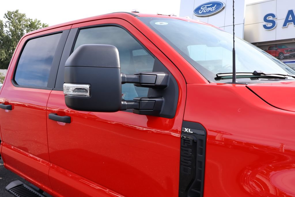 New 2027 Ford F350 XL w/ XL Chrome Package AWD/4WD image 17