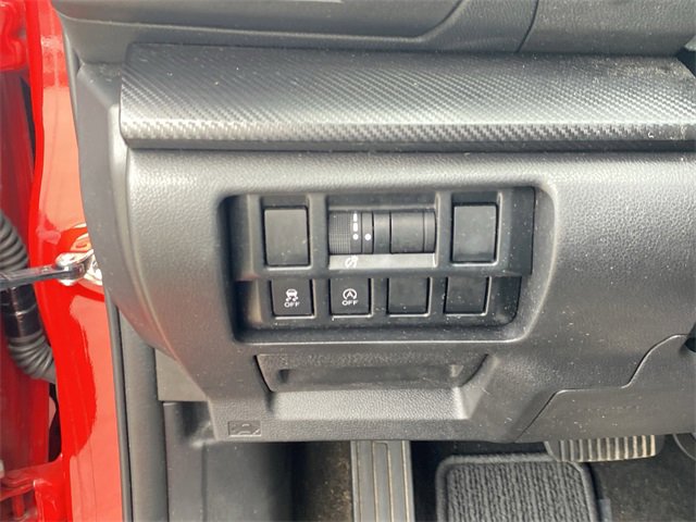 Used 2021 Subaru Crosstrek 2.0i image 18
