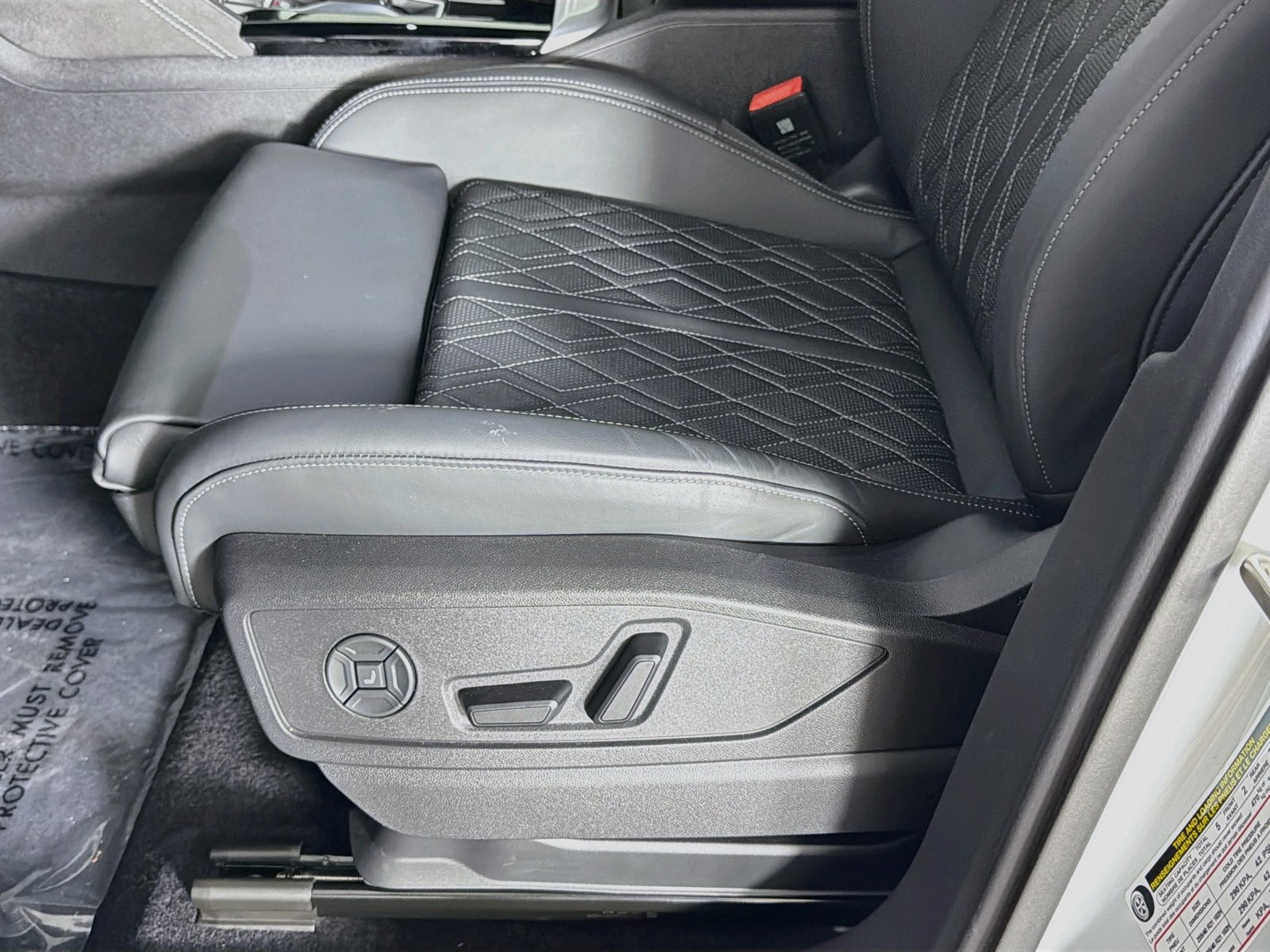 Certified 2025 Audi SQ5 Premium Plus w/ Premium Plus Package AWD/4WD image 19